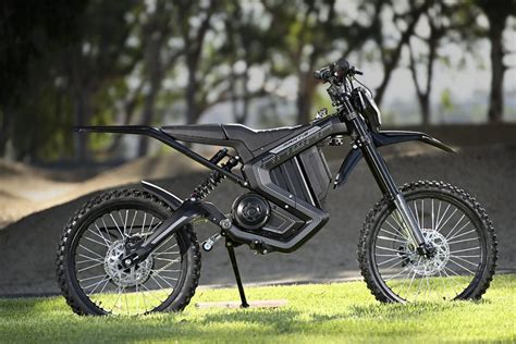 harley rawr|RAWRR MANTIS ELECTRIC MOTORCYCLE: FIRST RIDE.